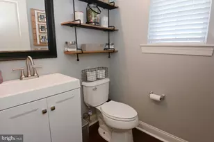 326 W Hamlin Ave, Telford, PA 18969 - Photo 32