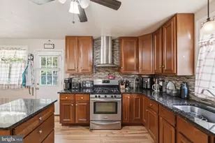 7516 Oak Lane Rd, Elkins Park, PA 19027 - Photo 10
