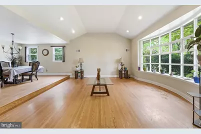 7516 Oak Lane Road, Elkins Park, PA 19027 - Photo 18