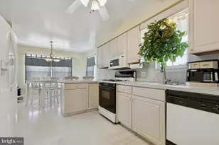 315 Bradford Ln, Lansdale, PA 19446 - Photo 12