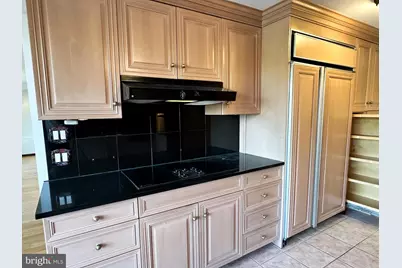 1001 City Avenue #W-405, Wynnewood, PA 19096 - Photo 6