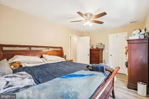 39 W 2nd St, Bridgeport, PA 19405 - Photo 14