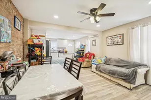 39 W 2nd St, Bridgeport, PA 19405 - Photo 8