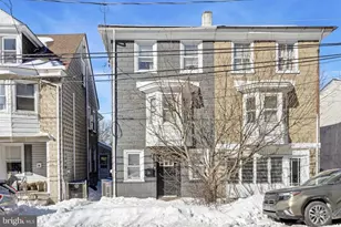 14 Maple St, Conshohocken, PA 19428 - Photo 1