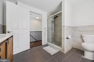 14 Maple St, Conshohocken, PA 19428 - Photo 24