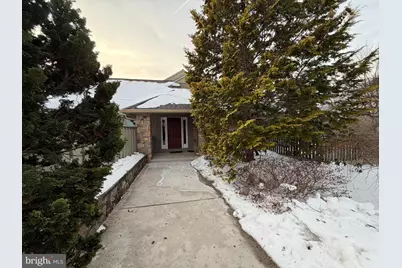 1062 Broadmoor Road, Bryn Mawr, PA 19010 - Photo 2