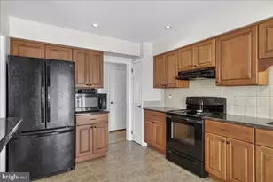 8 Red Cloud Cir, Royersford, PA 19468 - Photo 12