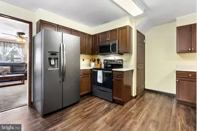 677 S 6th Avenue, Royersford, PA 19468 - Photo 6