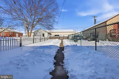 317 W Sterigere Street, Norristown, PA 19401 - Photo 18