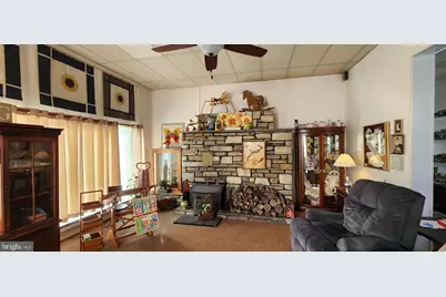 587 Moreland Road, Huntingdon Valley, PA 19006 - Photo 2