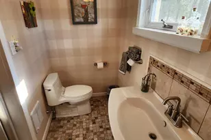 587 Moreland Rd, Huntingdon Valley, PA 19006 - Photo 16