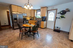 10 E Adair Dr, Eagleville, PA 19403 - Photo 8