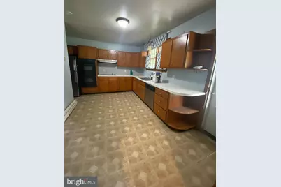 1002 Windsor Avenue, Dresher, PA 19025 - Photo 6