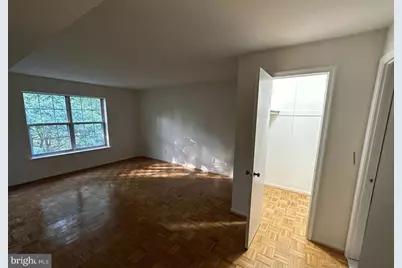 1002 Valley Glen Road #239, Elkins Park, PA 19027 - Photo 8