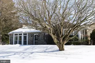 285 Swedeland Rd, King of Prussia, PA 19406 - Photo 2