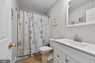 196 Azalea Cir, Royersford, PA 19468 - Photo 24