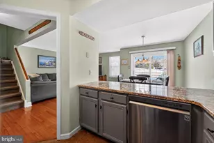 196 Azalea Cir, Royersford, PA 19468 - Photo 10