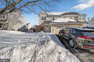 196 Azalea Cir, Royersford, PA 19468 - Photo 4