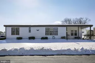 474 Neshaminy Falls Cir, North Wales, PA 19454 - Photo 2