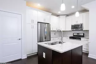 103 Lakeview Ct, King of Prussia, PA 19406 - Photo 4