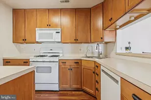 1712 Morris Ct, North Wales, PA 19454 - Photo 6