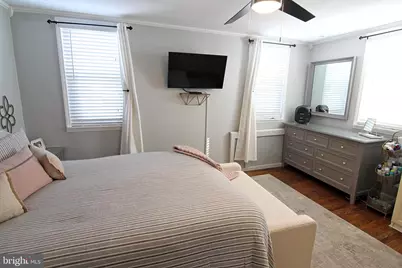 215 W 9th Avenue, Conshohocken, PA 19428 - Photo 8