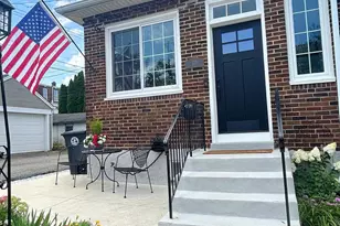 215 W 9th Ave, Conshohocken, PA 19428 - Photo 2