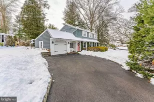 2212 Lantern Ln, Lafayette Hill, PA 19444 - Photo 4