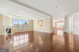 211 Pelham Ct, Flourtown, PA 19031 - Photo 2