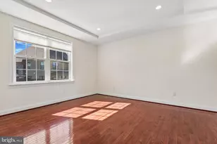 211 Pelham Ct, Flourtown, PA 19031 - Photo 4