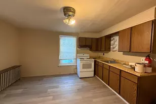 716 E Marshall St, Norristown, PA 19401 - Photo 2