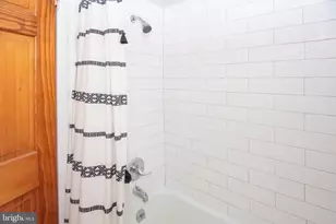 327 Jefferson St, East Greenville, PA 18041 - Photo 14