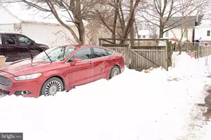 327 Jefferson St, East Greenville, PA 18041 - Photo 36