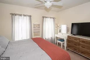 327 Jefferson St, East Greenville, PA 18041 - Photo 18