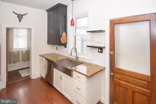 327 Jefferson St, East Greenville, PA 18041 - Photo 10