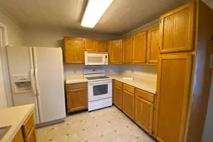 2063 Hill Rd, Perkiomenville, PA 18074 - Photo 6