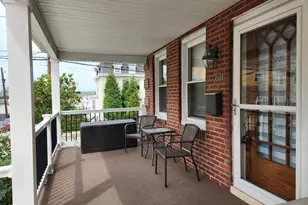 601 Green St, Bridgeport, PA 19405 - Photo 4