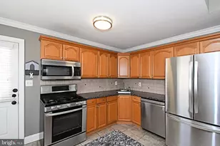 125 Colonial Ave, West Norriton, PA 19403 - Photo 8