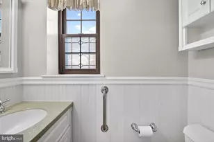 22 Llanfair Rd, Ardmore, PA 19003 - Photo 10