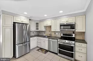 22 Llanfair Rd, Ardmore, PA 19003 - Photo 8