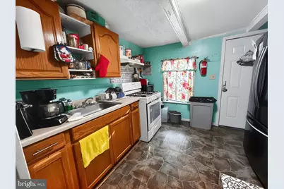 1040 Green Street, Norristown, PA 19401 - Photo 6