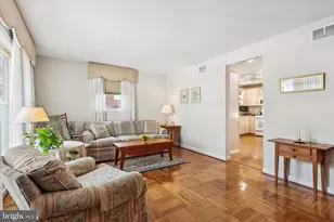 2427 Springview Rd, Norristown, PA 19401 - Photo 4