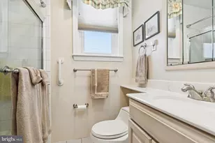 2427 Springview Rd, Norristown, PA 19401 - Photo 12