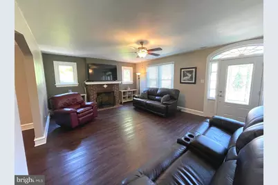 2249 W Walnut Street, Colmar, PA 18915 - Photo 2