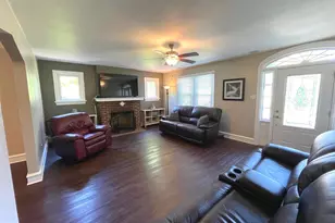 2249 W Walnut St, Colmar, PA 18915 - Photo 2