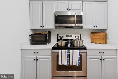 41 Zummo Way, Norristown, PA 19401 - Photo 8