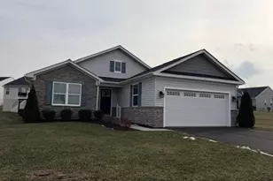 101 Zachary Way, Pottstown, PA 19464 - Photo 2