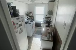 525 Spring Mill Ave, Conshohocken, PA 19428 - Photo 4