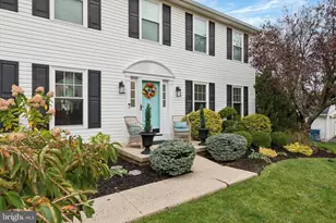 366 Buckingham Cir, Harleysville, PA 19438 - Photo 4