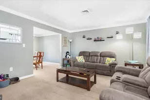 1371 N State St, Pottstown, PA 19464 - Photo 4